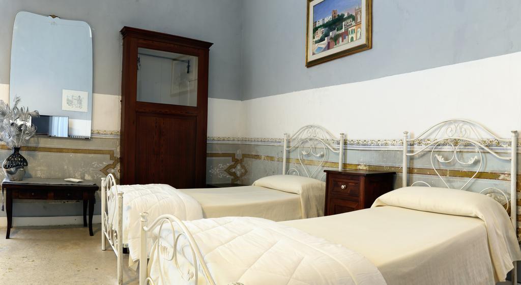 B&B Dimora Muzio And Restaurant Галлиполи Номер фото